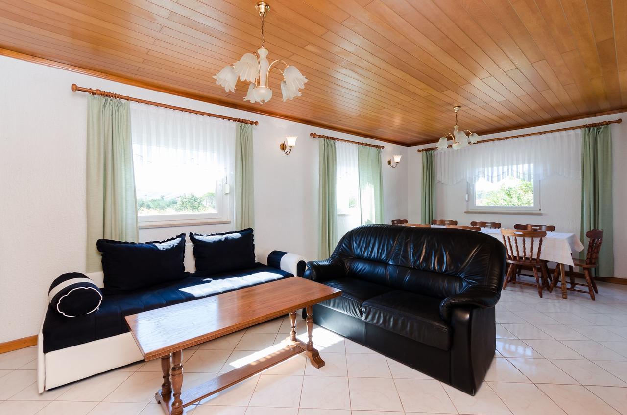 Apartments Biserka Barbat na Rabu Zewnętrze zdjęcie