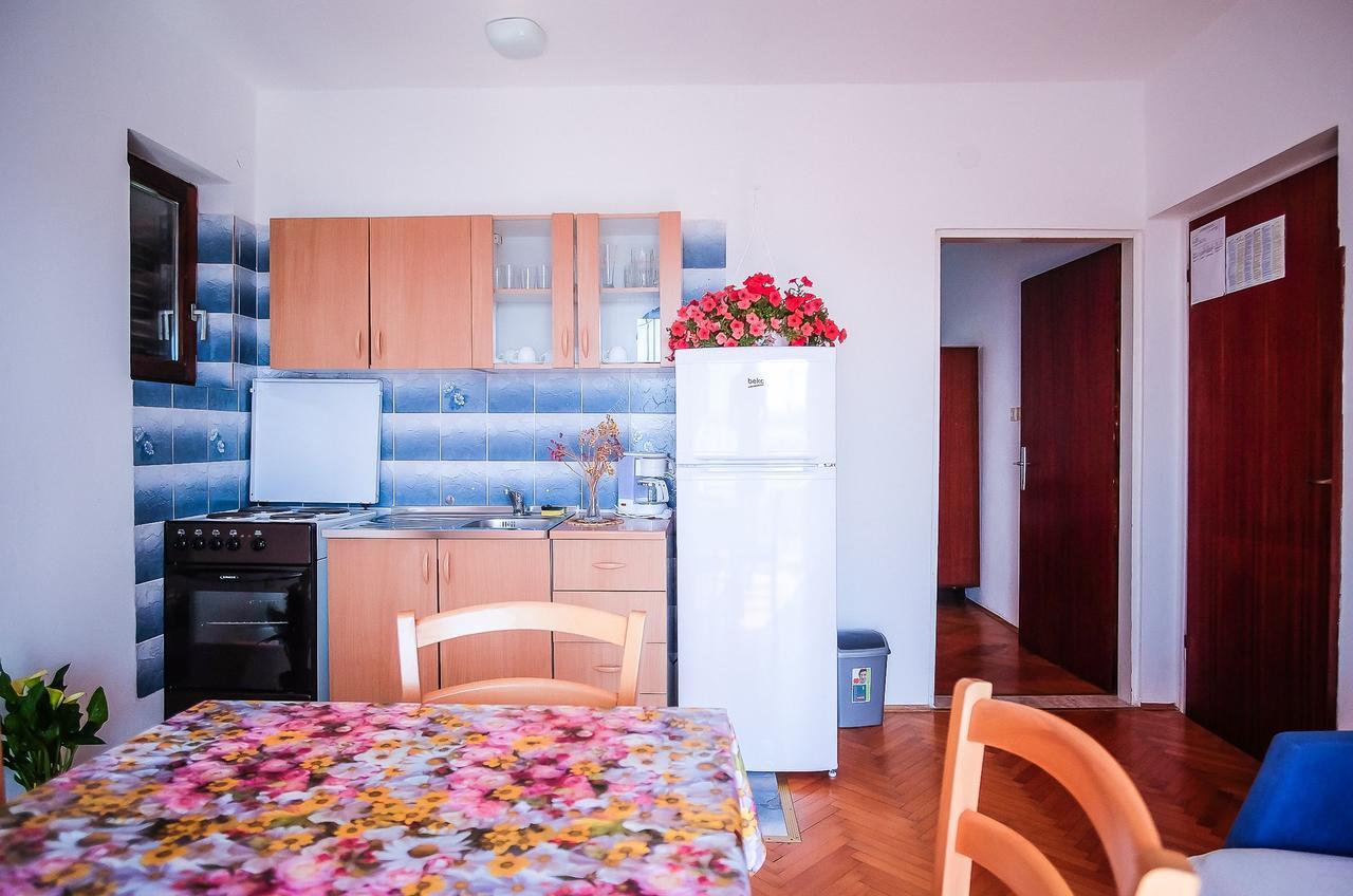 Apartments Biserka Barbat na Rabu Zewnętrze zdjęcie