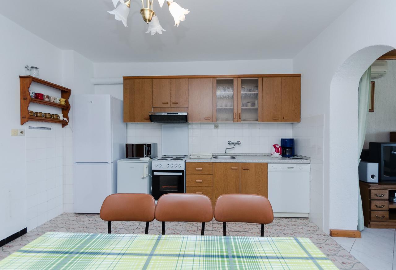 Apartments Biserka Barbat na Rabu Zewnętrze zdjęcie